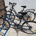 펜션 Privee A 300m De La 생 질 크루아 드 비